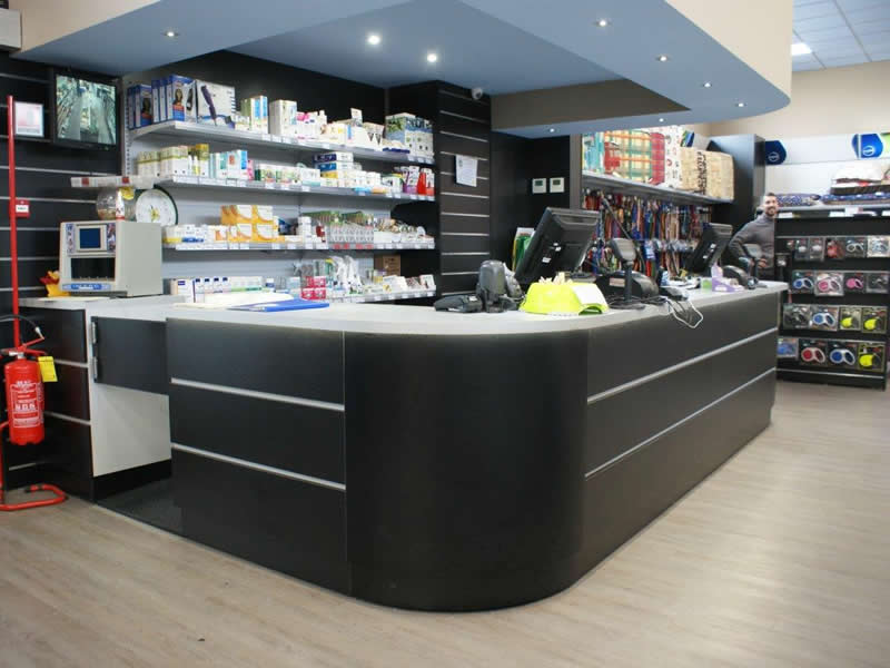 Banco vendita ad isola con piano top illuminato a LED Banco vendita ad isola con piano top illuminato a LED